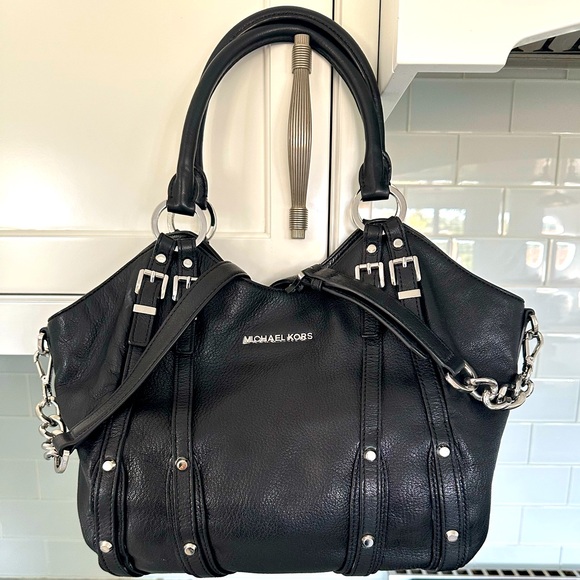 Michael Kors buttery Soft Black Leather AV-1305 Leather Satchel/Shoulder Bag - Picture 1 of 8